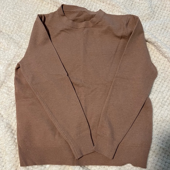 Light dusty pink sweater - Picture 1 of 3